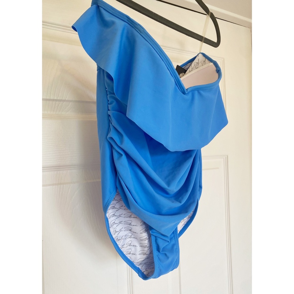 NWT Marylin Monroe Strapless One Piece Swimsuit S - Picture 4 of 9